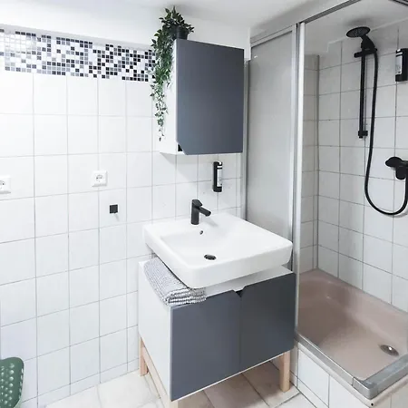 Alfa 2 Betten Wlan Kueche Bad L Long L Kitchen Bathroom Bhs16a1